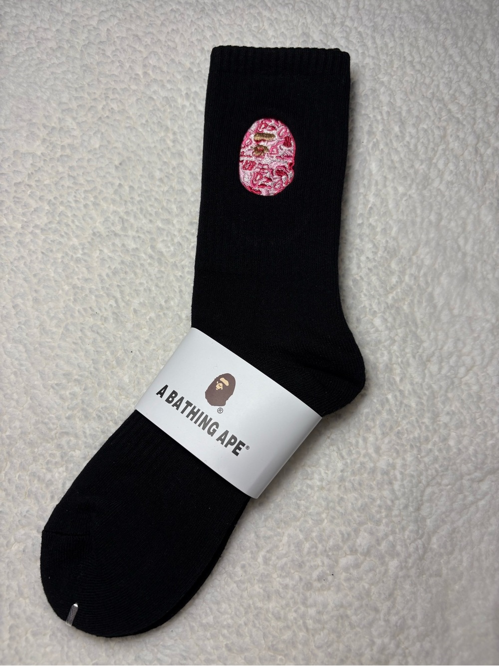 A Bathing Ape Black Crew Socks with Pink Logo new